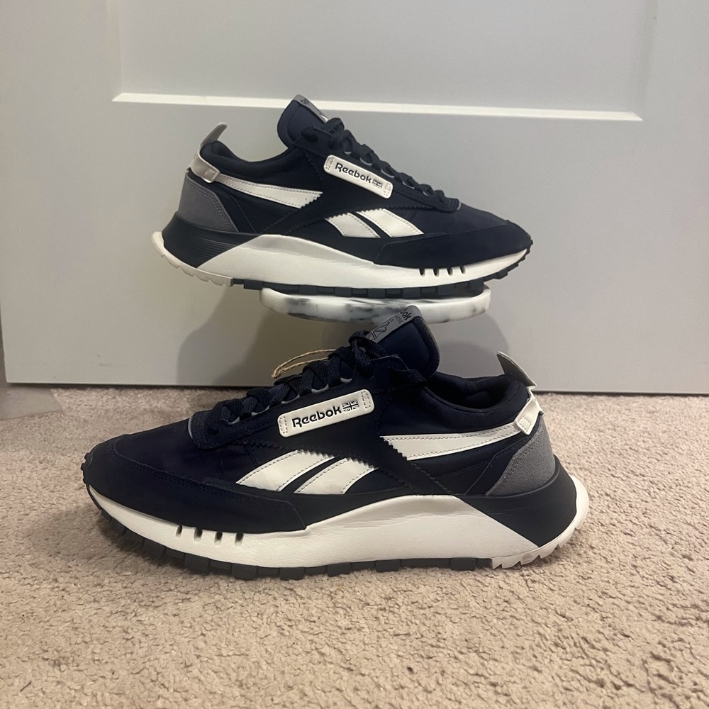 RETRO REEBOK